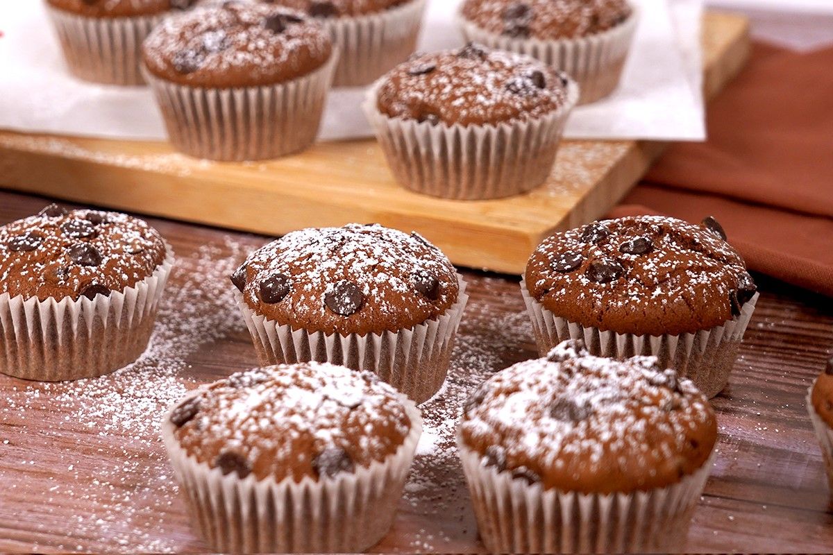 Magdalenes amb doble de xocolata