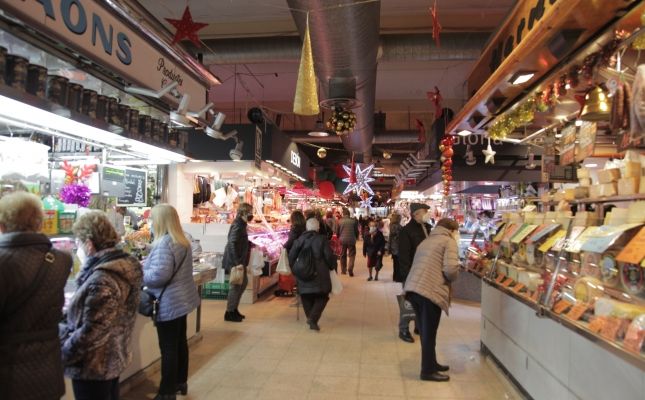 Als Mercats de Barcelona el Nadal es viu en primera persona