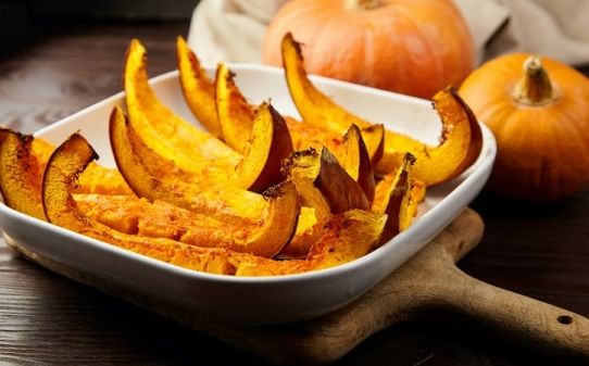 Calabaza a la brasa con mantequilla de ajo