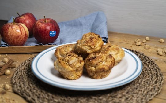 Cruffins de hojaldre con manzana