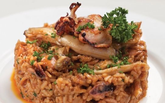 Risotto de calamarsets i navalles