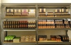 botiga de l'Espai de la Xocolata Simón Coll