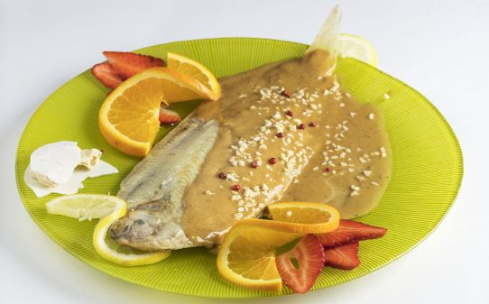 Filete de lenguado al turrón de Agramunt