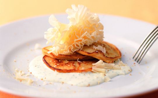 Creps de patata amb crema d'herbes