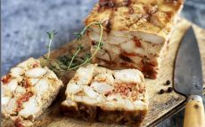 Terrina de pollastre i pebrot escalivat