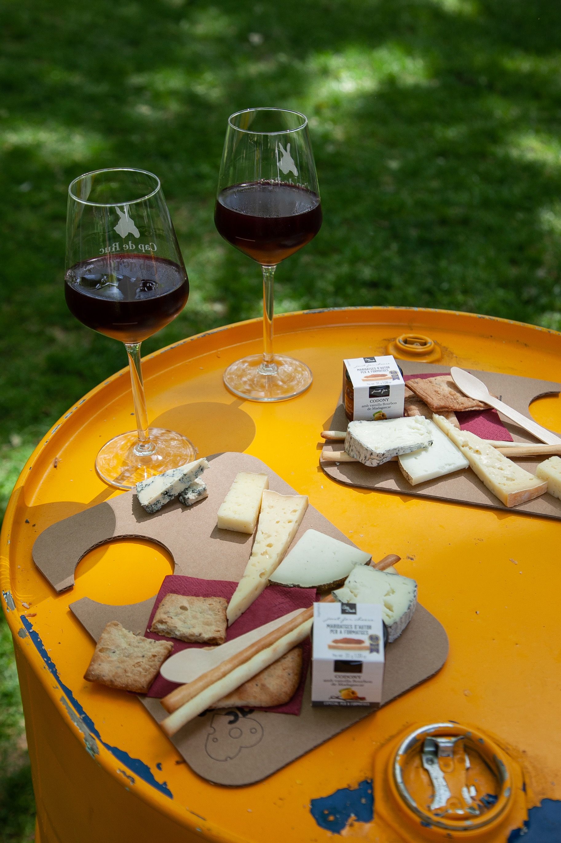 Tast de formatges i vins a Lactium