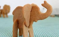 Siete de galletas 3D para hacer animales de safari, el modelo del elefante