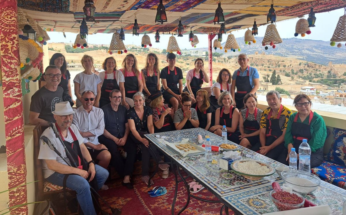 Fotografia de grup a la terrassa de Bab Sahra