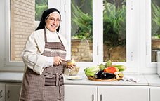 sor lucia caram