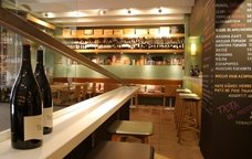 Local MATOS Bar de Vinos & Enoteca