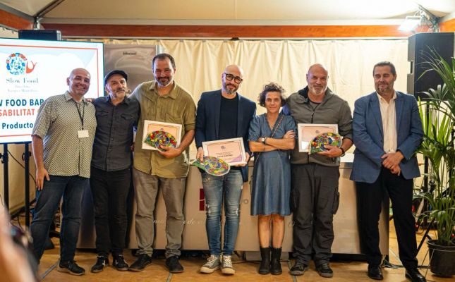 Artur Martínez (al centre) amb la resta de premiats