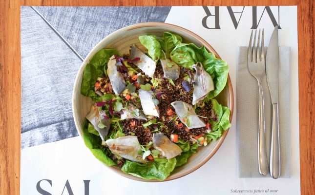 L'amanida de sorell marinat amb quinoa és un dels plats de la proposta 'Peixos de Tardor'