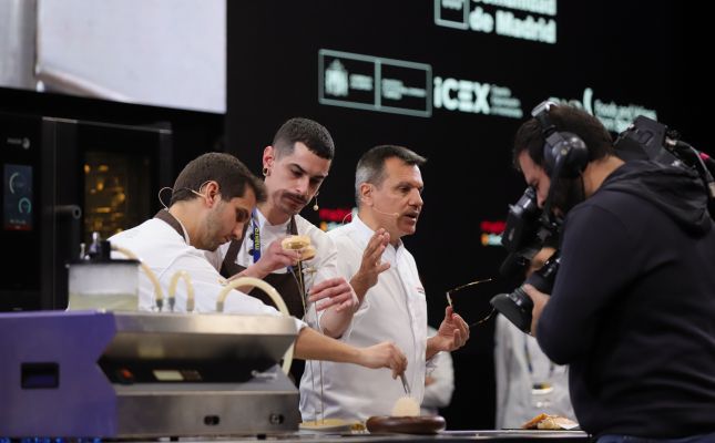 Oriol Castro, de Disfrutar, a l'escenari de Madrid Fusión 2025