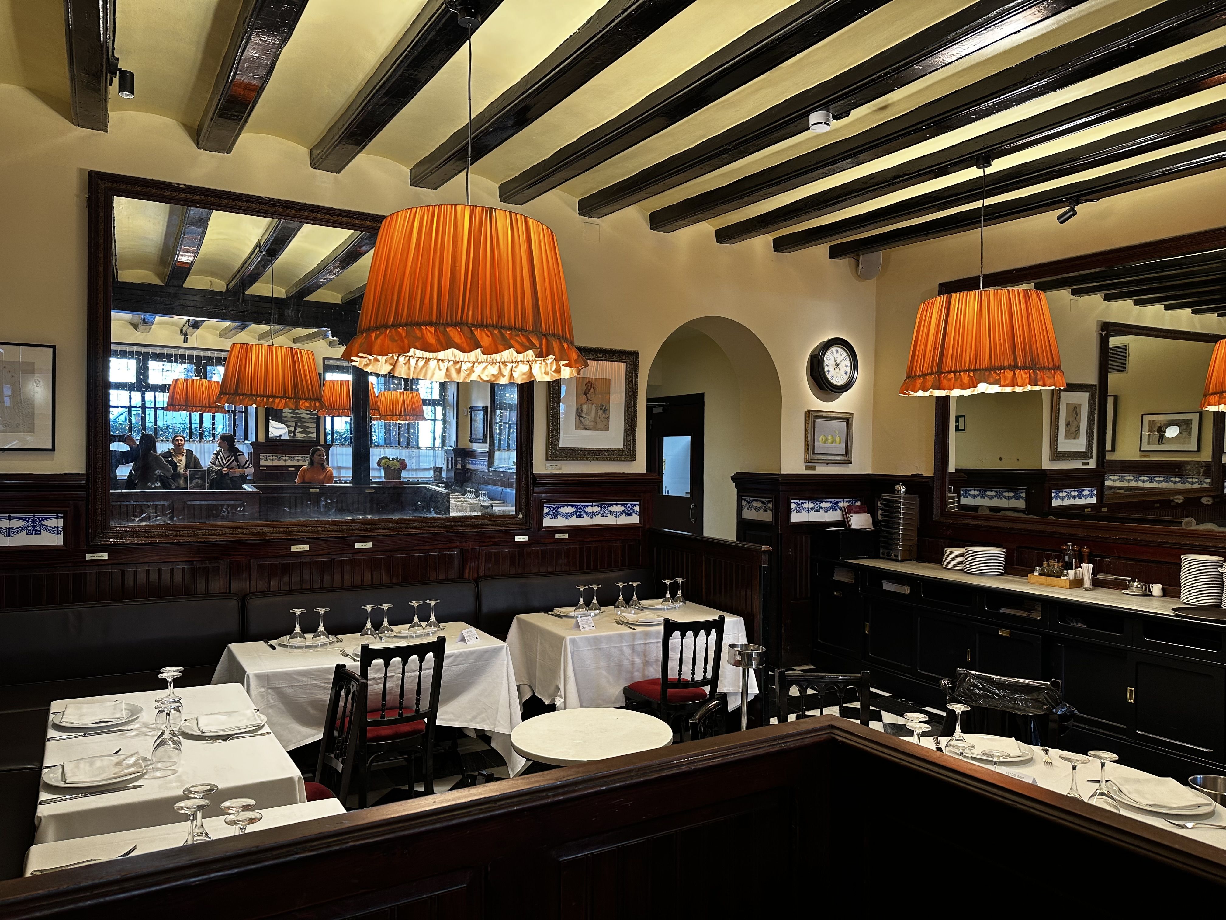 Interior del 7 Portes
