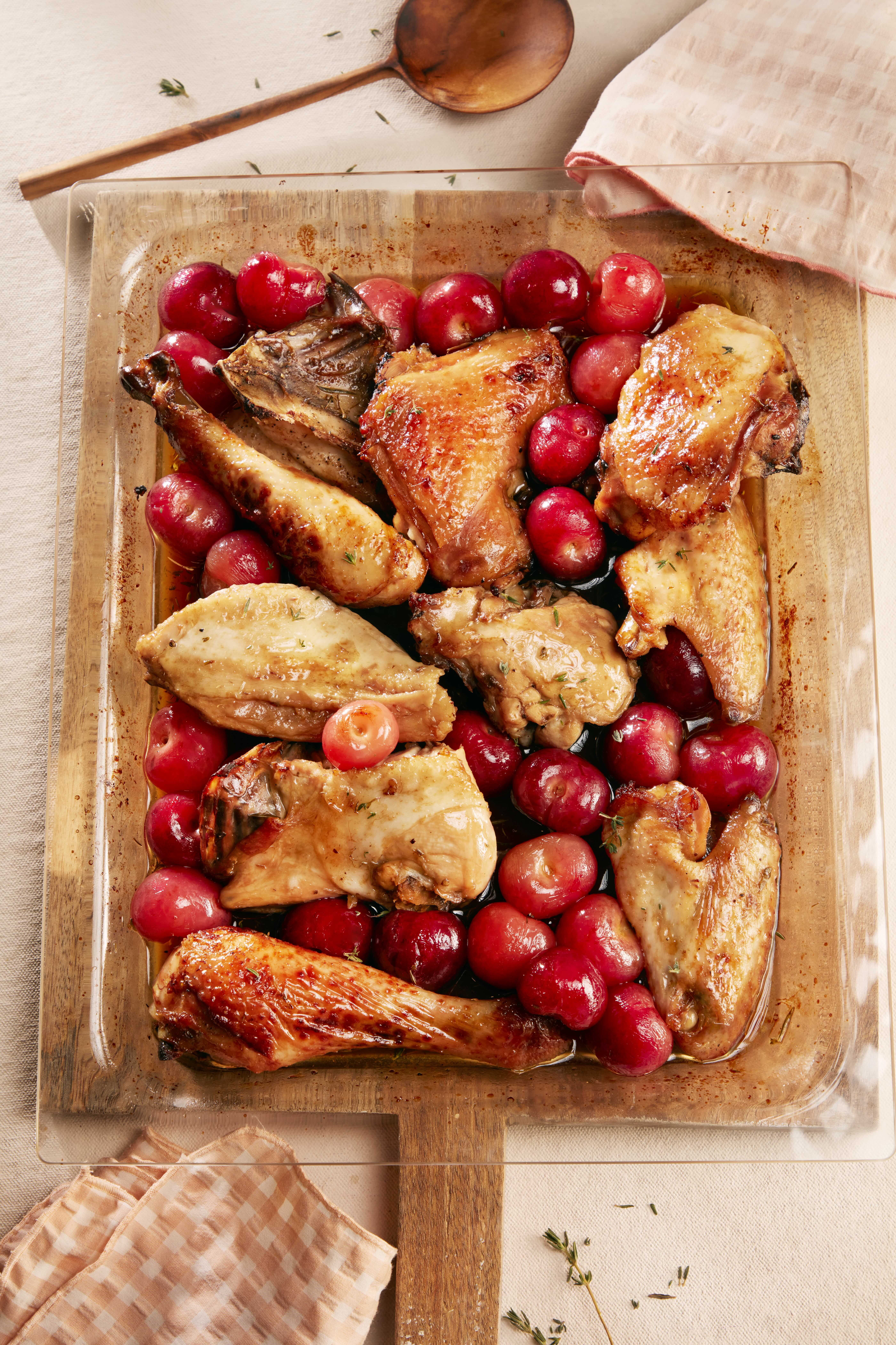 pollo con cerezas  a