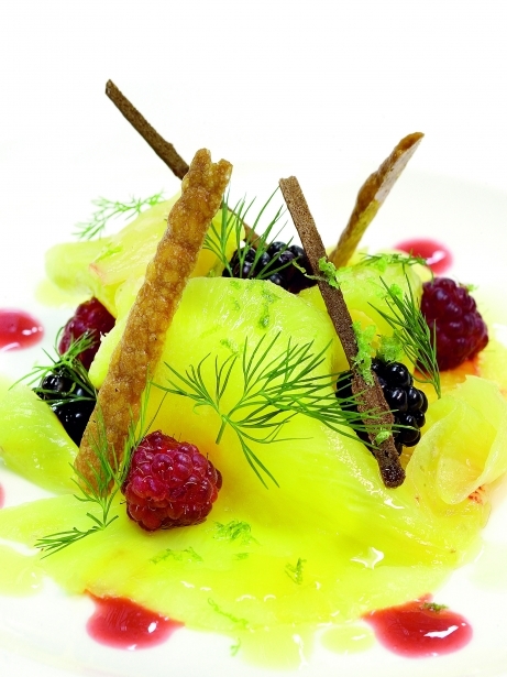 Carpaccio de pinya amb Kirsch