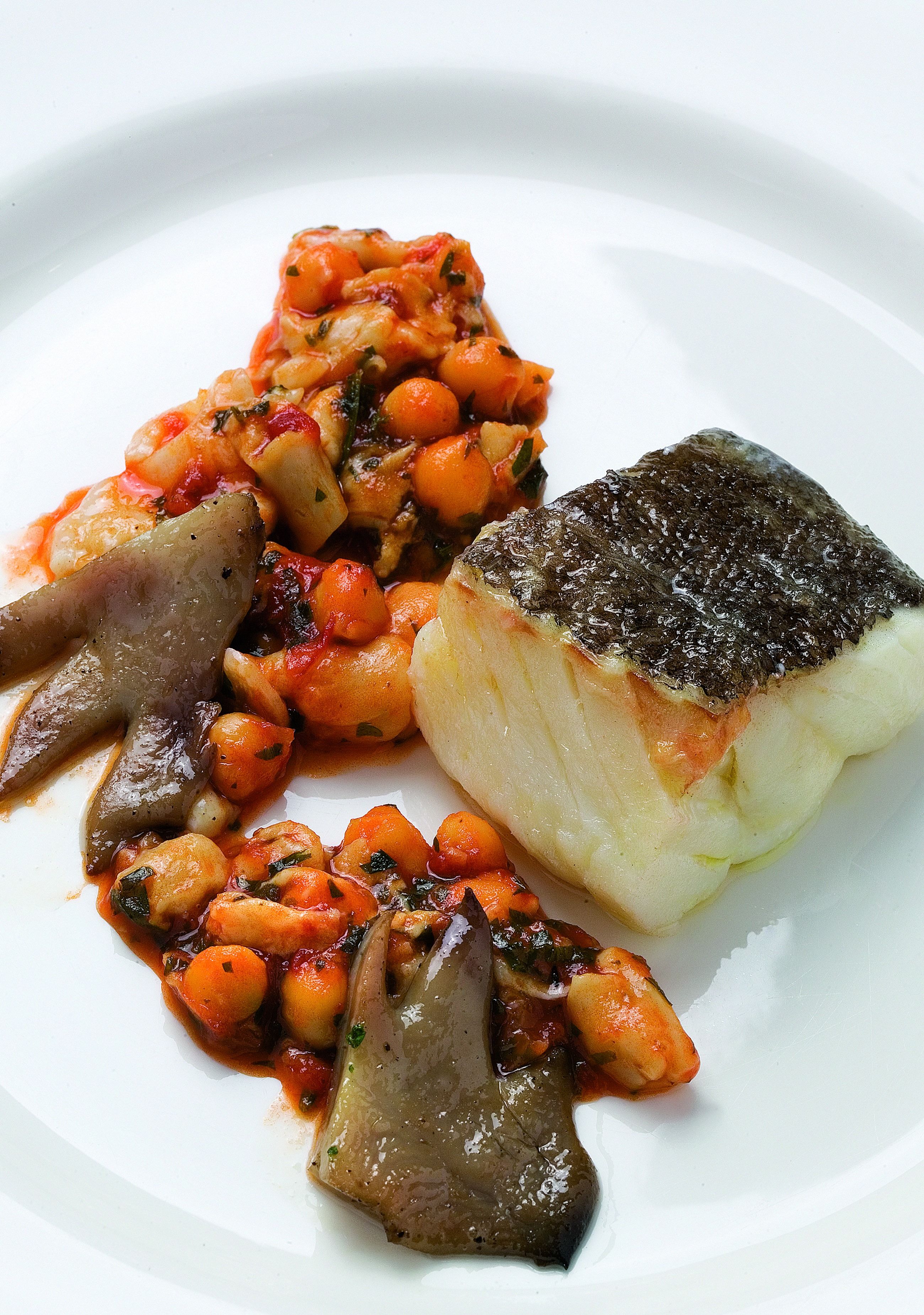 Cigronets amb tripa de bacallà