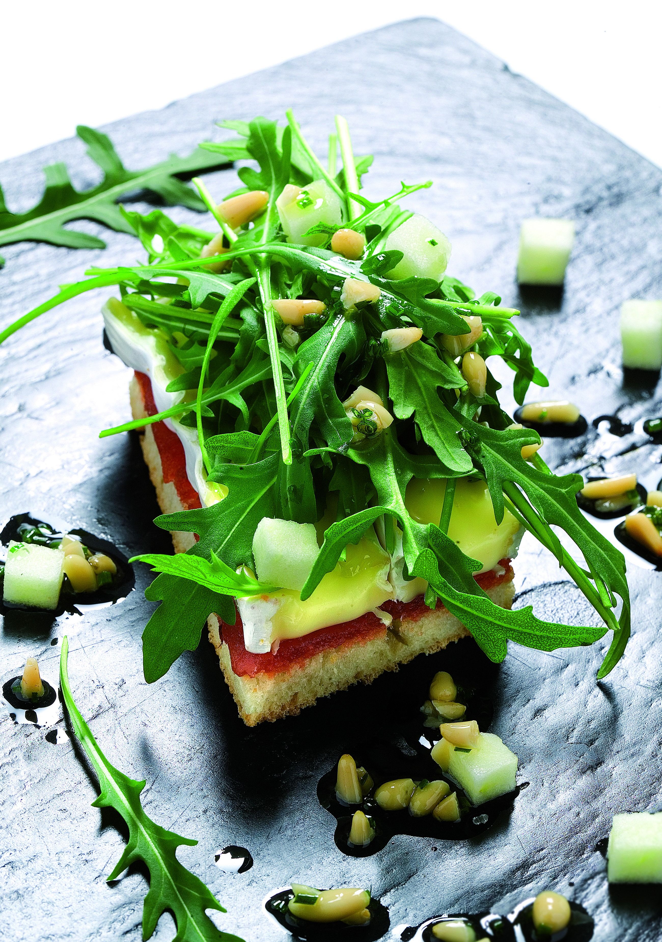 amanidadeformatgeirucasobreunatorradadecodonyivinagreta (1)