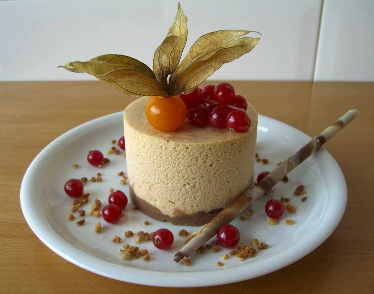 Bavaresa de torró de Xixona amb cruixent de xocolata