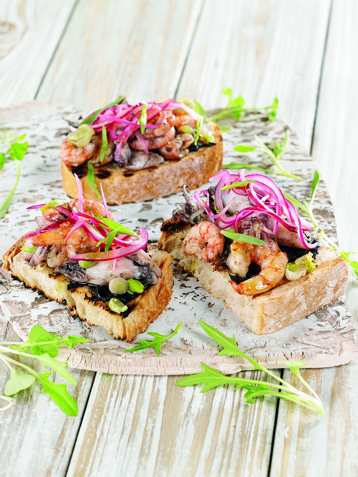 Montadito de chipirones y gambas (1)