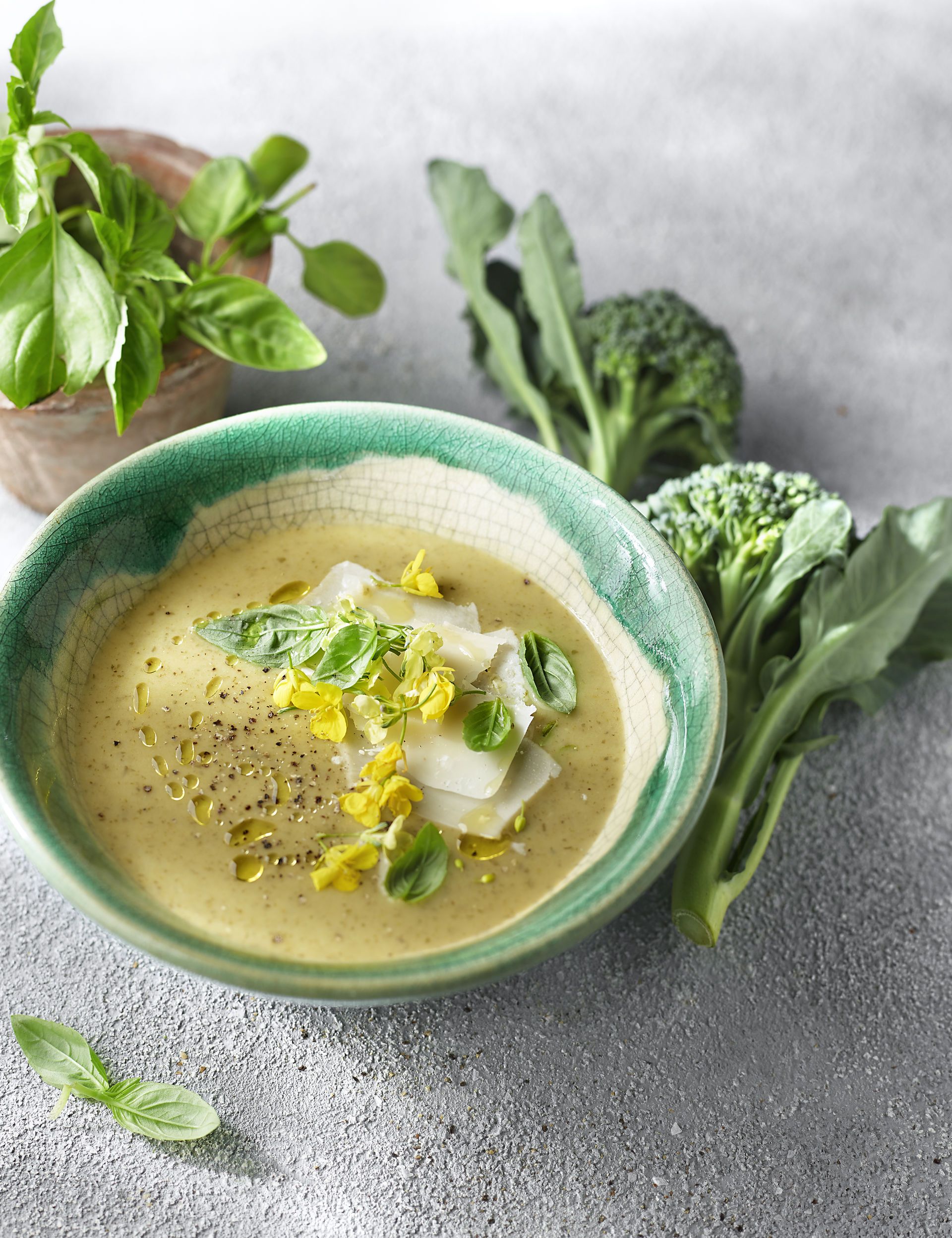 MENU MAIGcrema de brocoli