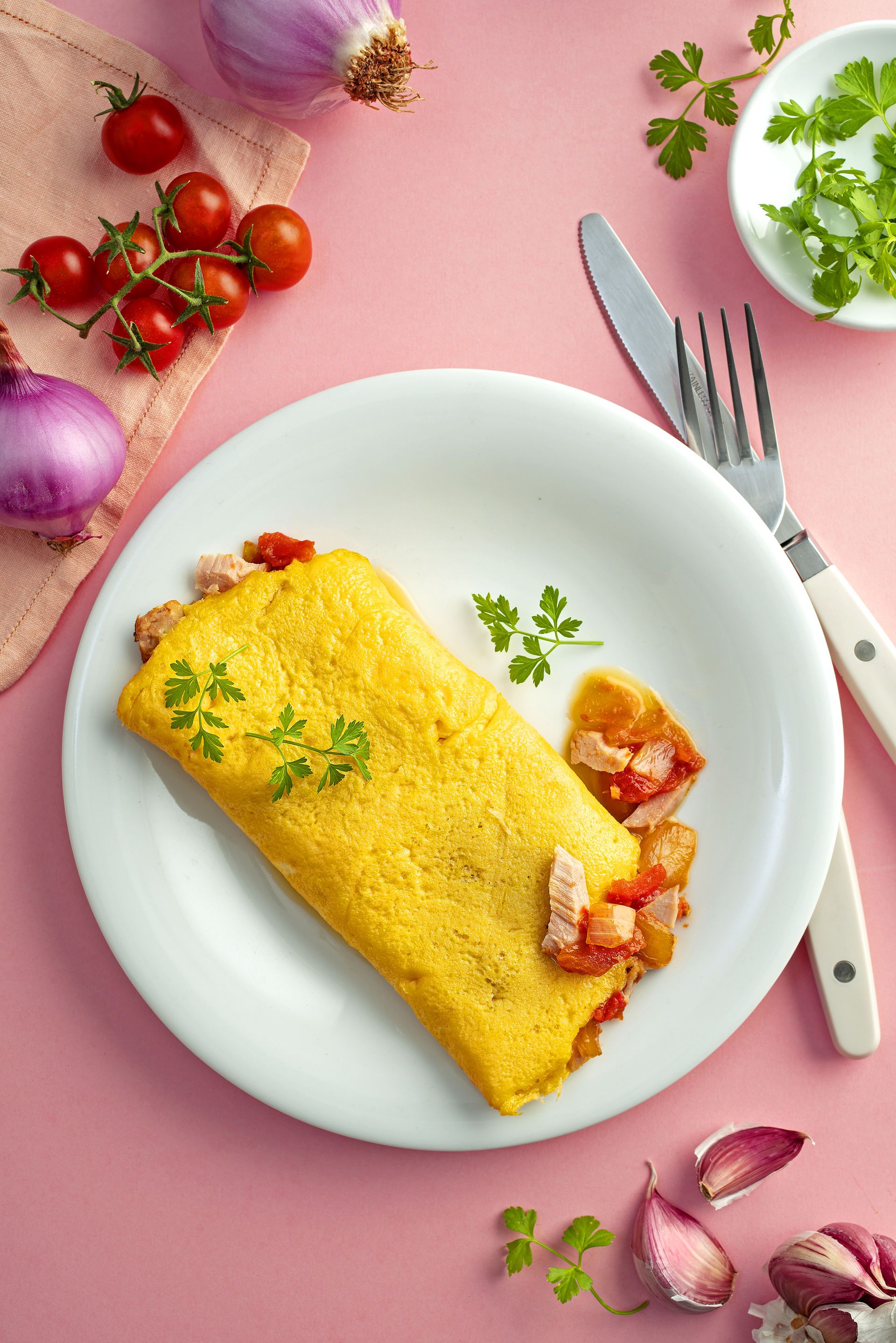 Truita de tonyina i tomàquet