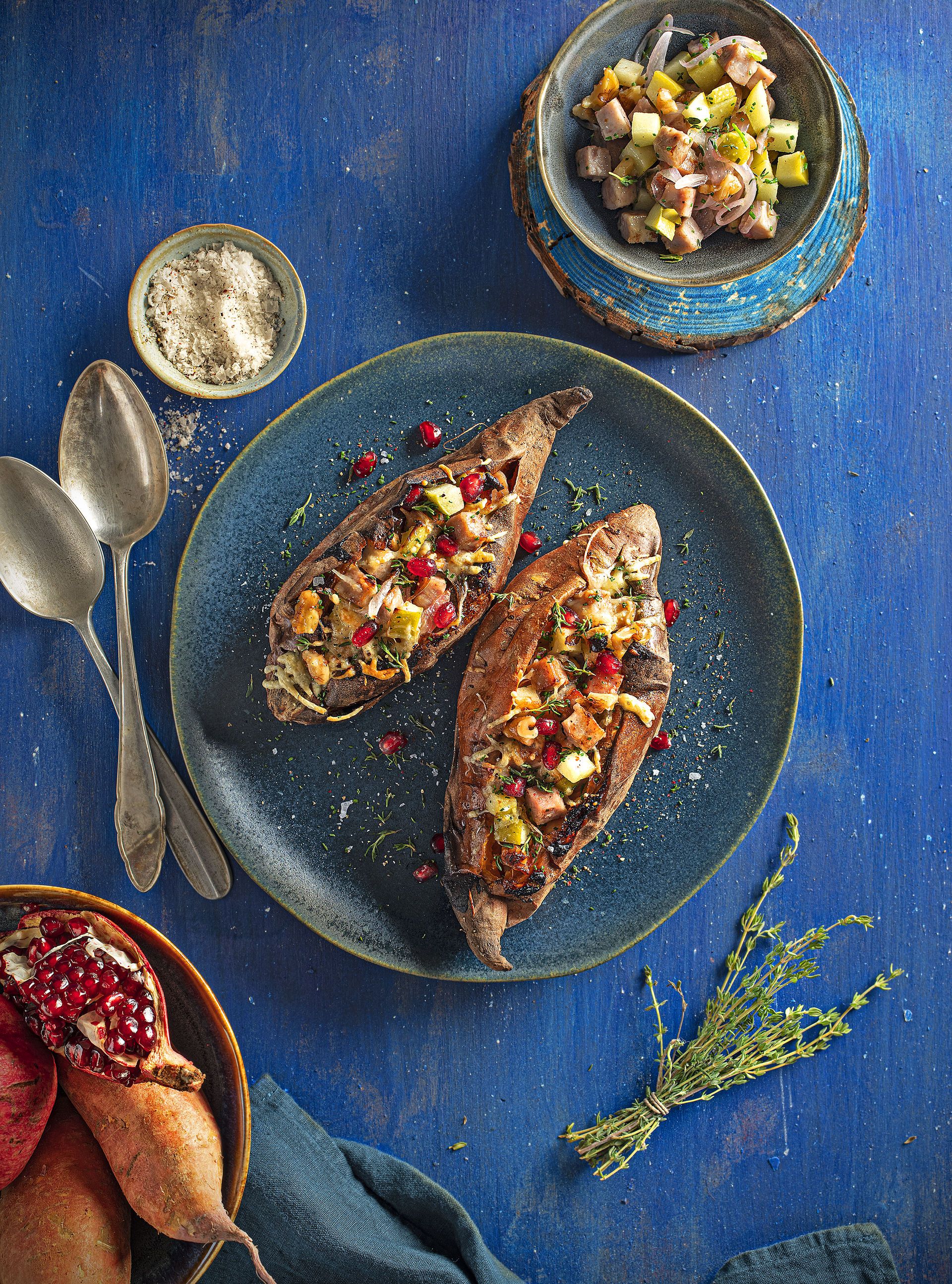 MONIATOS FARCITS DE BOTIFARRA BLANCA, POMA I NOUS 1 r