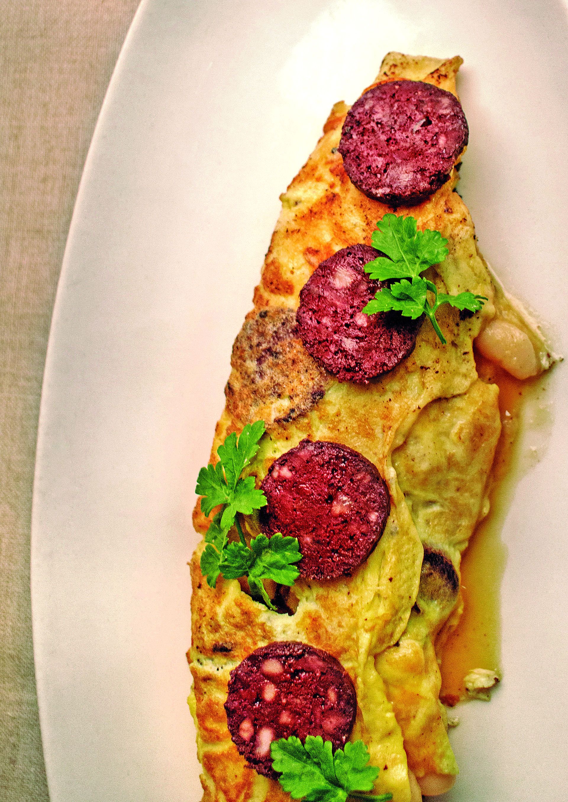 Truita de fesols i botifarra negra