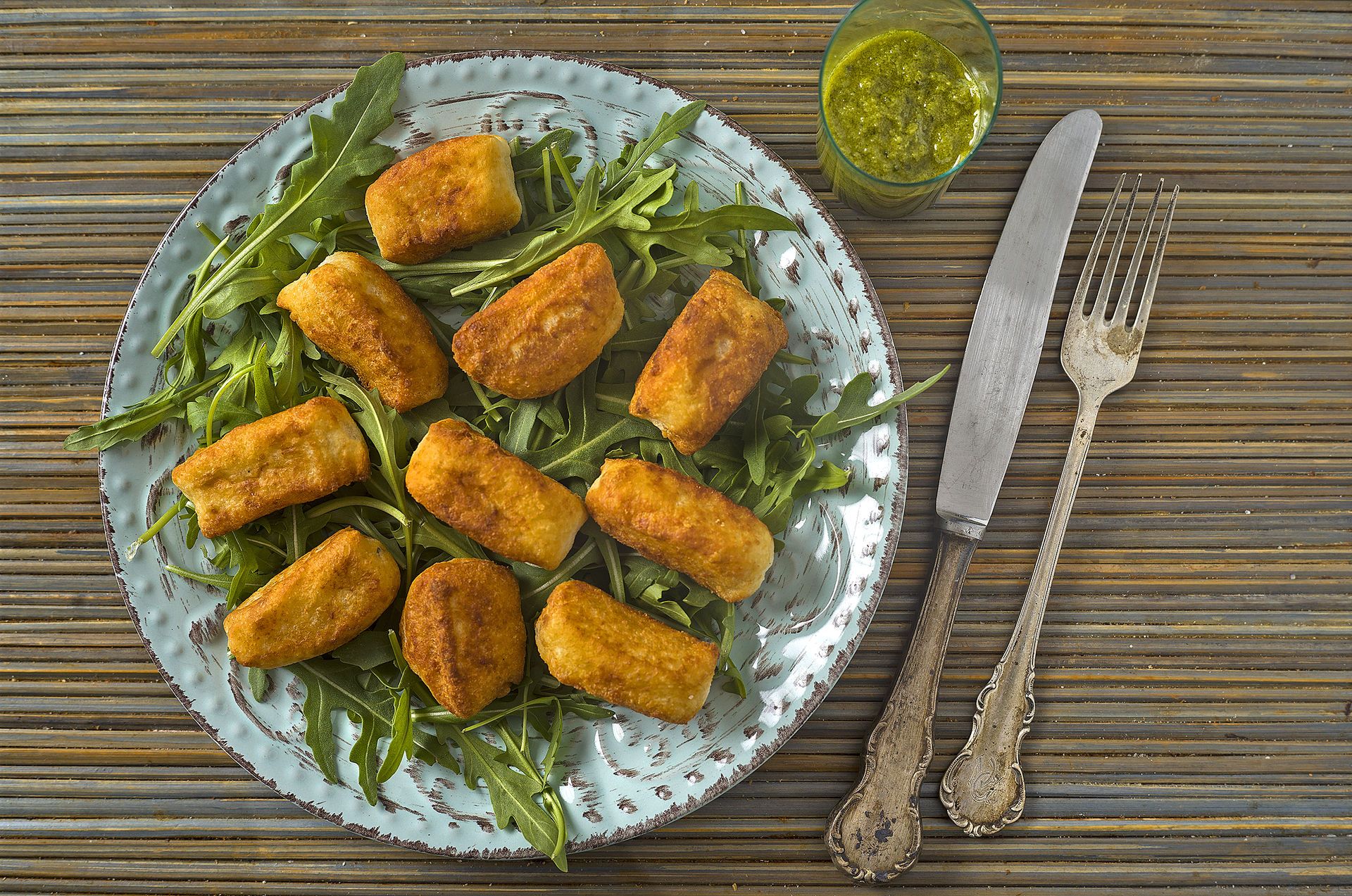 Nyoquis casolans amb pesto d’alfàbrega