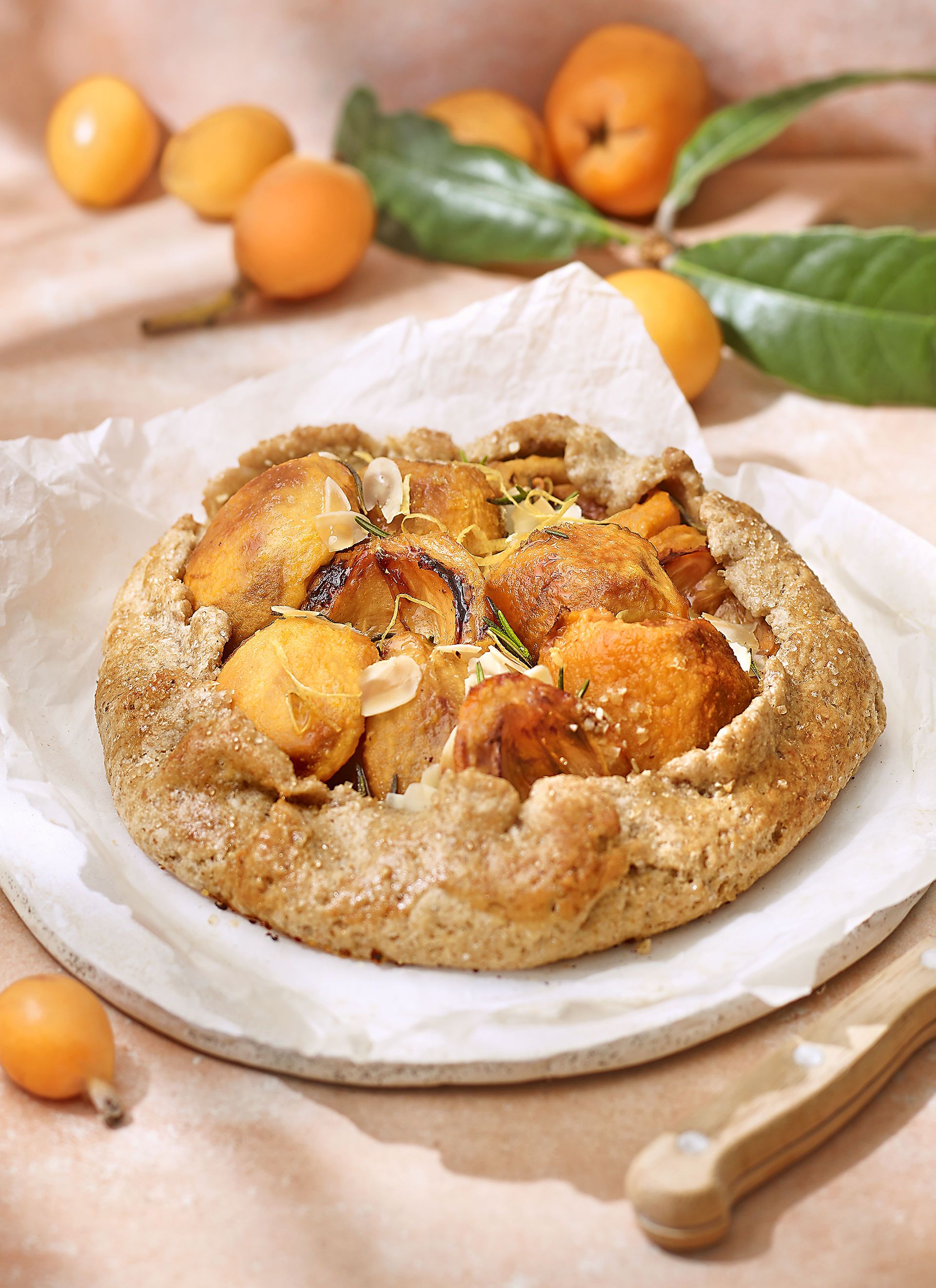 ‘Galette’ de nespres al romaní i llimona