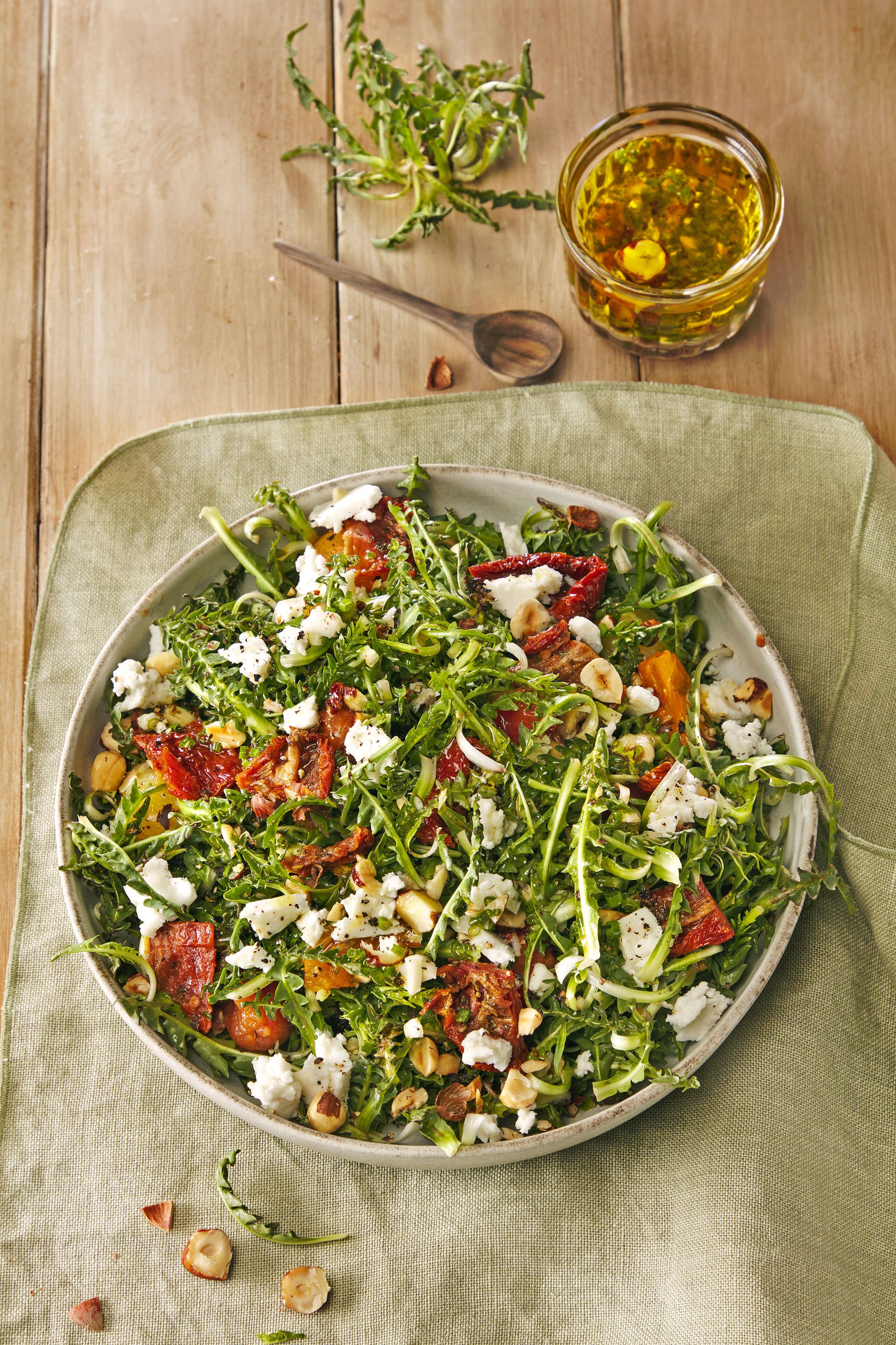 Amanida de xicoia i formatge Garrotxa