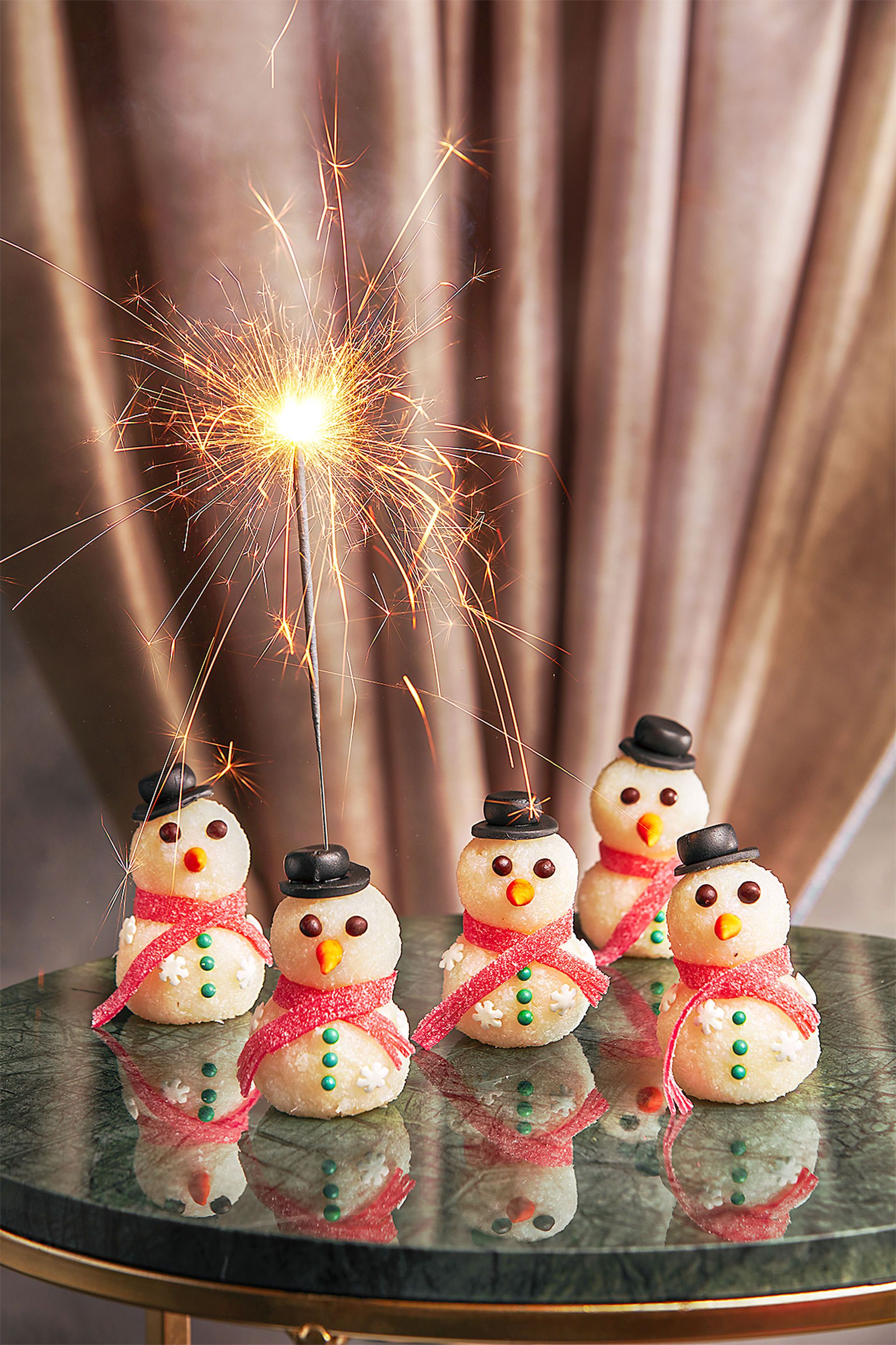 Ninots de neu de coco confitat