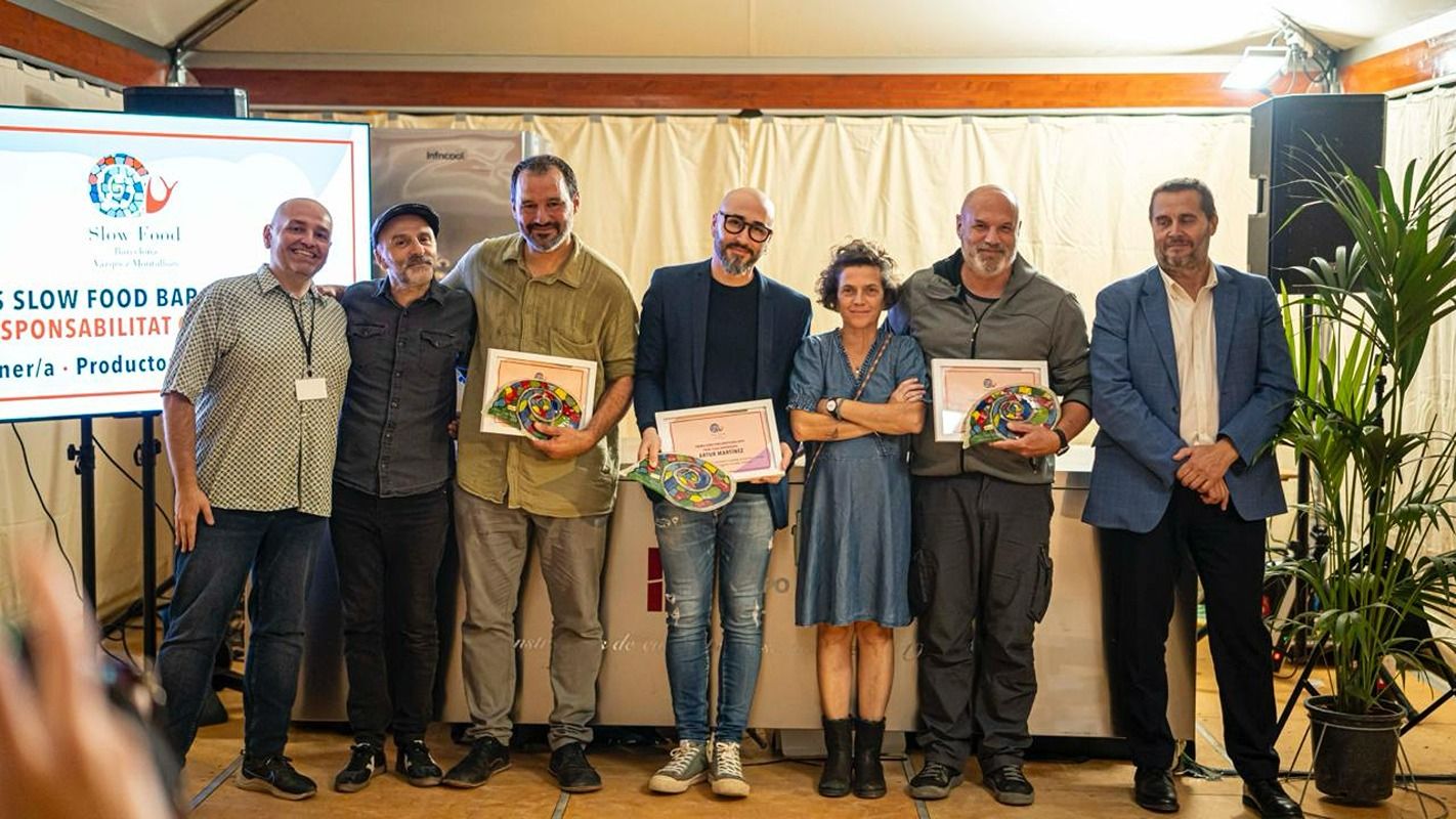 Artur Martínez (al centre) amb la resta de premiats