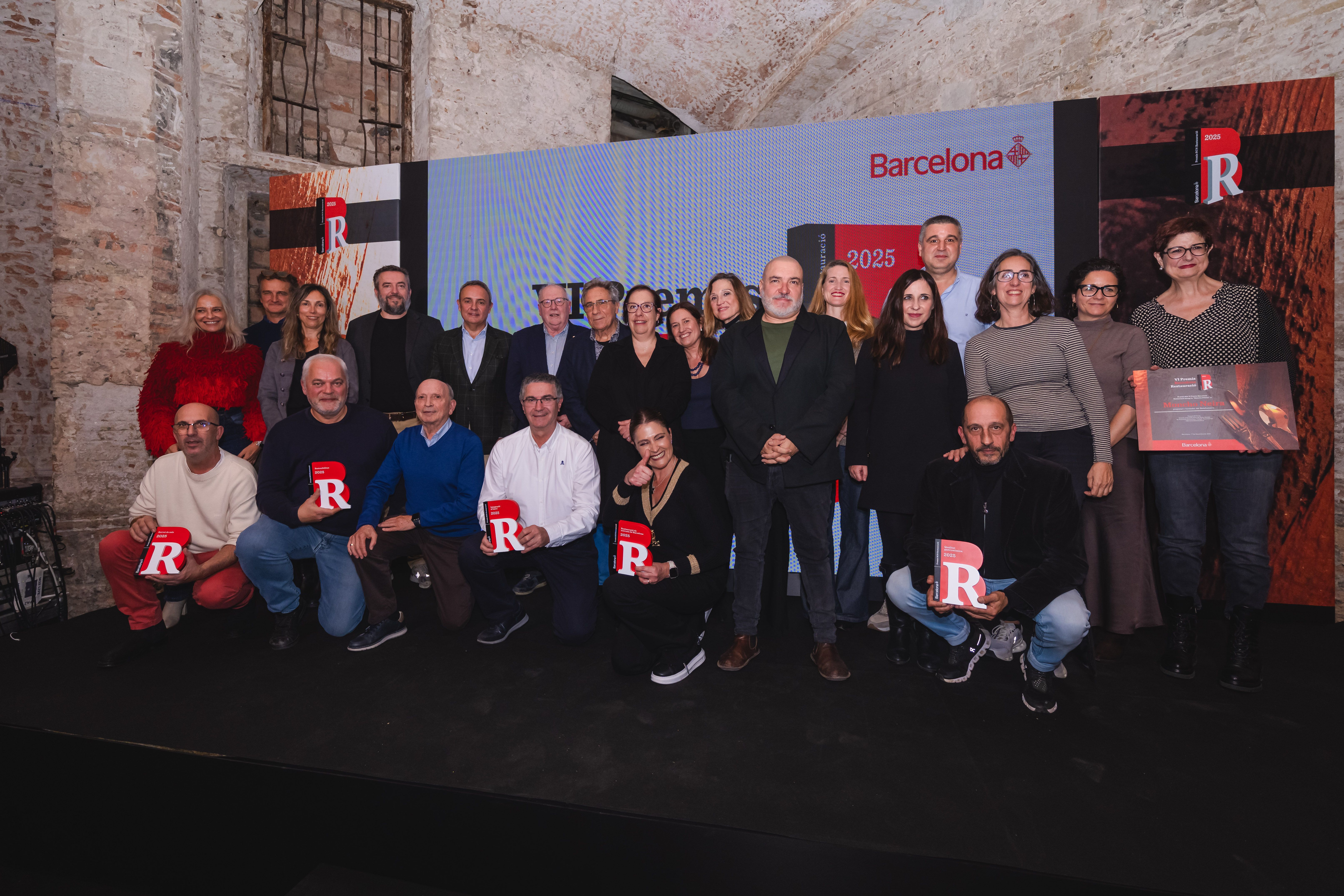 Foto de los premiados en los VI Premis Barcelona Restauració