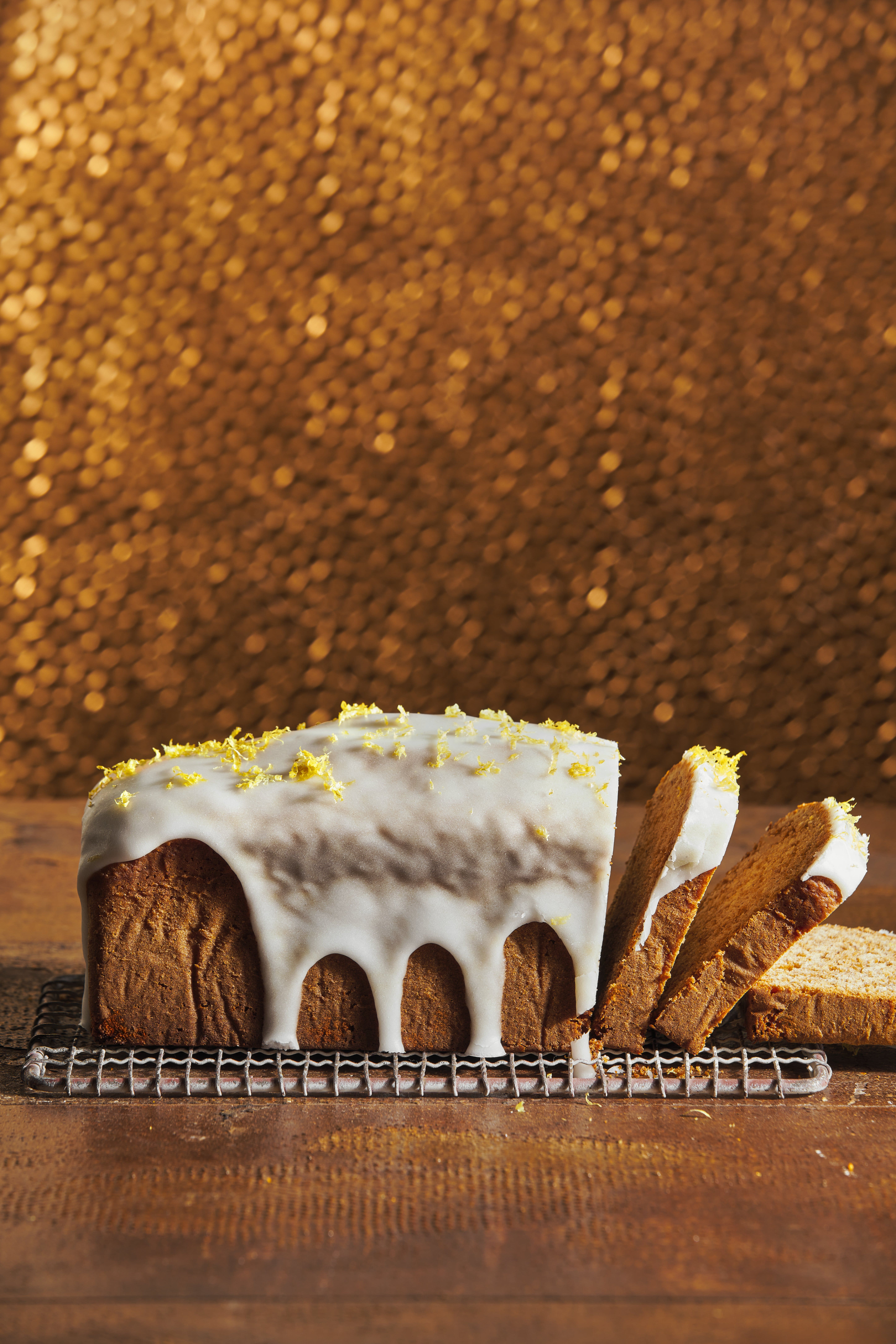 Pa d'espècies de mel i llimona