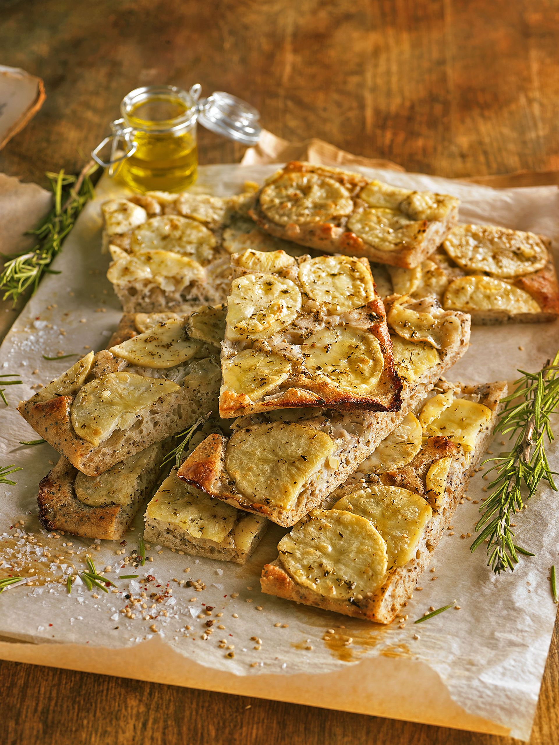 'Focaccia' de patata i romaní 'Focaccia' de patata i romaní