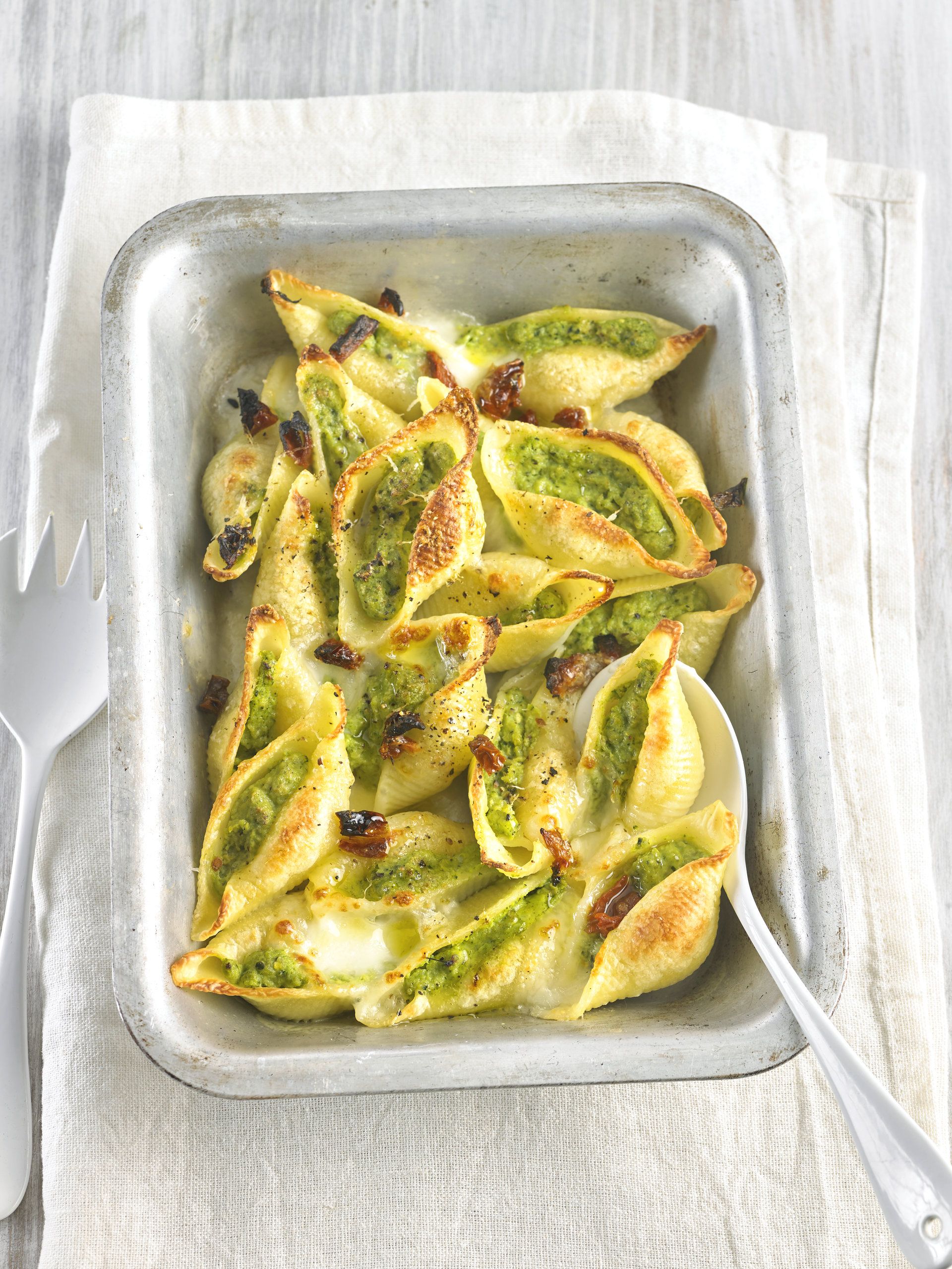 pasta rellena de pesto de brocoli result