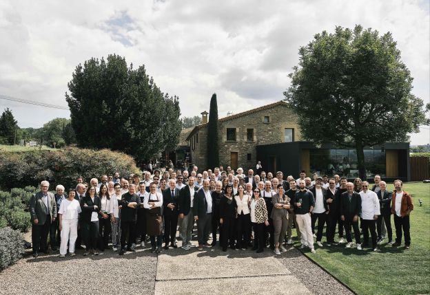 Els cuiners assistents a l'acte. Els cuiners assistents a l'acte.