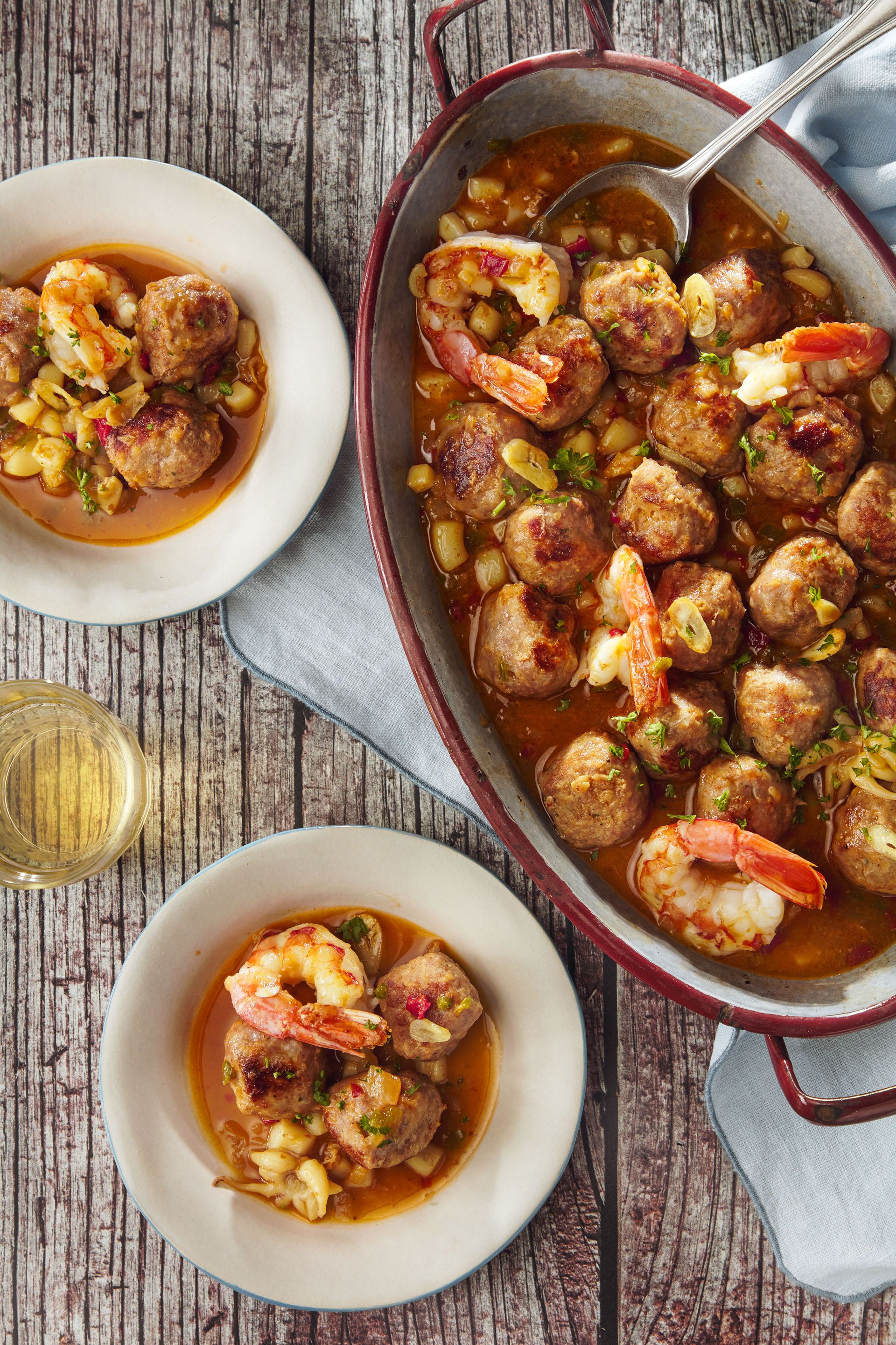 Mandonguilles amb sípia i gambes