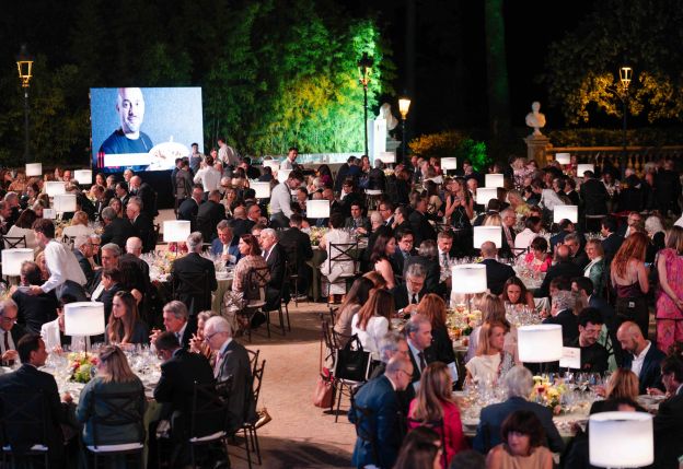 Els jardins del Palau de Pedralbes durant el sopar.