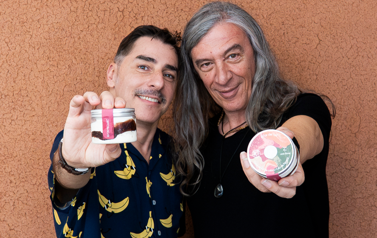 Jordi Roca i Gerard Quintana amb el nou gelat 'El far del sud'