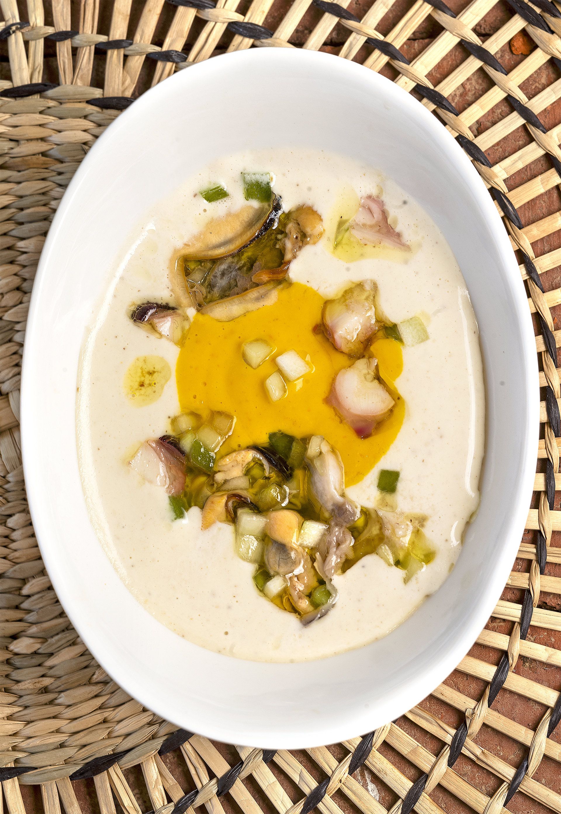 Ajoblanco, salmorejo y salpicón de marisco