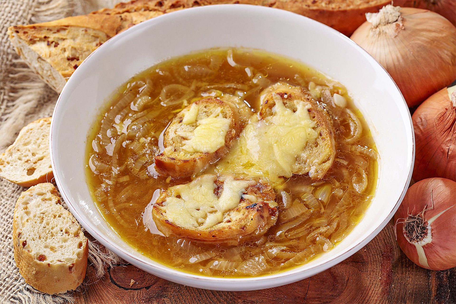 Sopa de ceba tradicional Sopa de ceba tradicional
