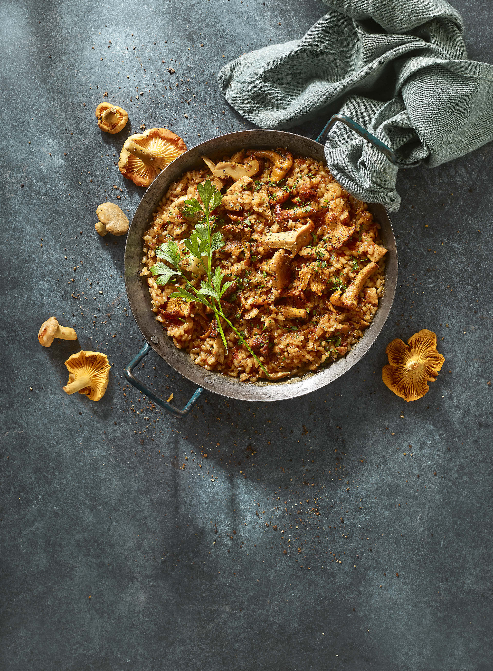 Arroz con carrillera de cerdo y rebozuelos Arroz con carrillera de cerdo y rebozuelos