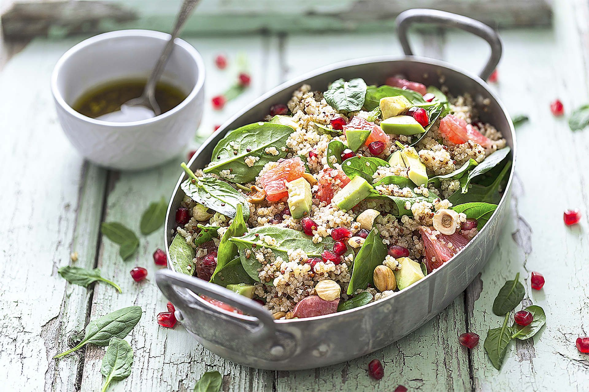 Ensalada de quinoa, bulgur, naranja sanguina y granada Ensalada de quinoa, bulgur, naranja sanguina y granada