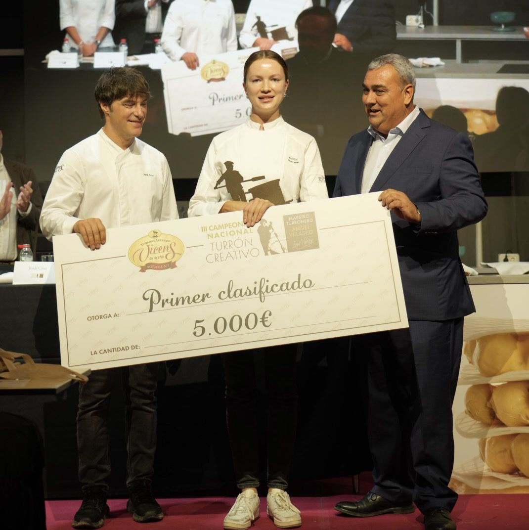 Nadzeya Kahno, guanyadora del III Campionat Nacional de Torró Creatiu