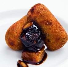 Croquetes de civet de pollastre a la catalana