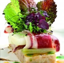Ensalada de pies de cerdo