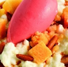 Leche de cabra 'engelatinada' con romero