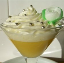 Mousse de llimona amb crema de fruita de la passió